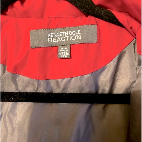 Kenneth Cole Reaction Puffer Coat size Medium - Picture 7 of 7